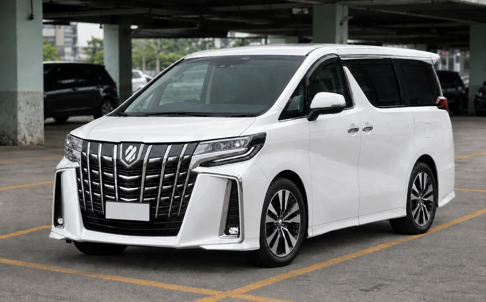 Toyota Alphard hired by Syed Charlito